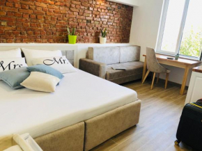 CITY NEST-Serviced Studio Room